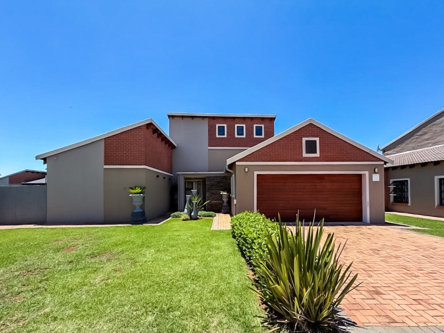 3 Bedroom Property for Sale in Grimbeeck Park North West